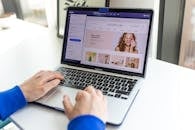 nuevas formas digitales para generar ingresos para todo tipo de negocios